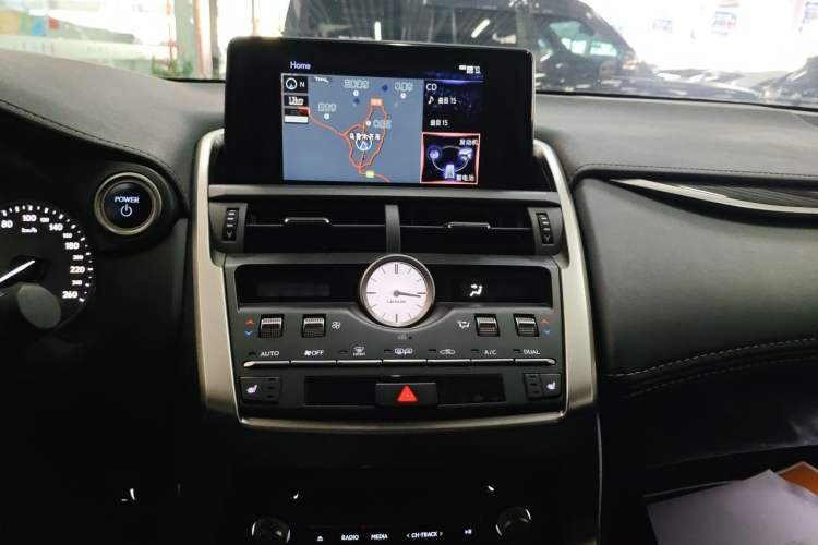 Used Lexus NX 2020 300h All-Wheel Drive FENGZHI Version China VI Standard Audio And AC Panel