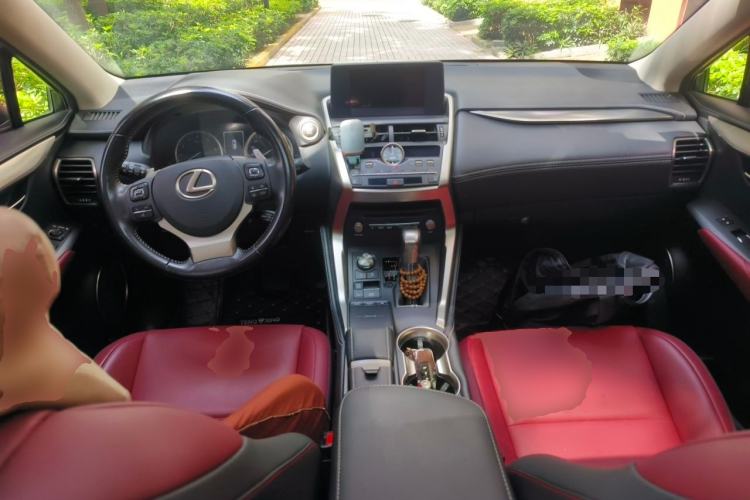Used Lexus NX 2020 200 All-Wheel Drive Fēngshàng Version China VI Standard Center Console