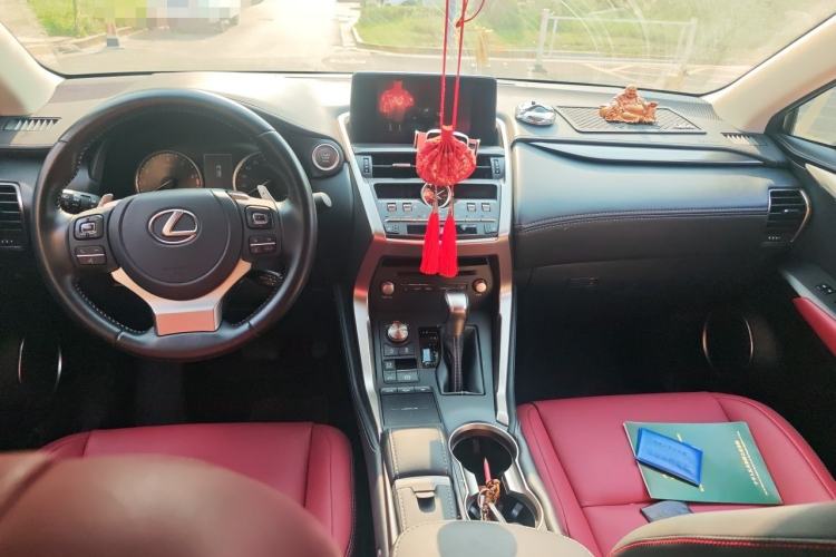 Used Lexus NX 2020 200 All-Wheel Drive Fēngshàng Version China VI Standard Center Console