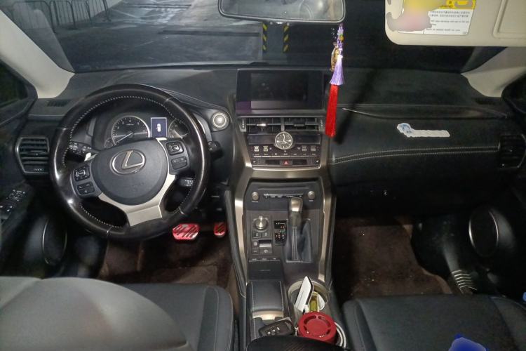 Used Lexus NX 2020 300 Front-Wheel-Drive Frenza Edition China V Standard Center Console