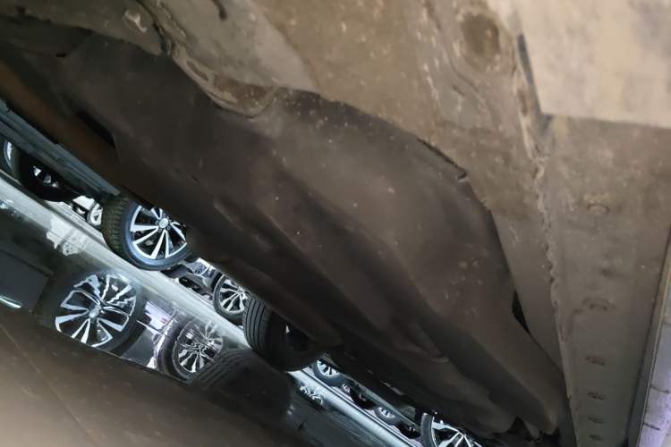 Used Lexus NX 2020 300h All-Wheel Drive FENGZHI Version China VI Standard Chassis Front Left