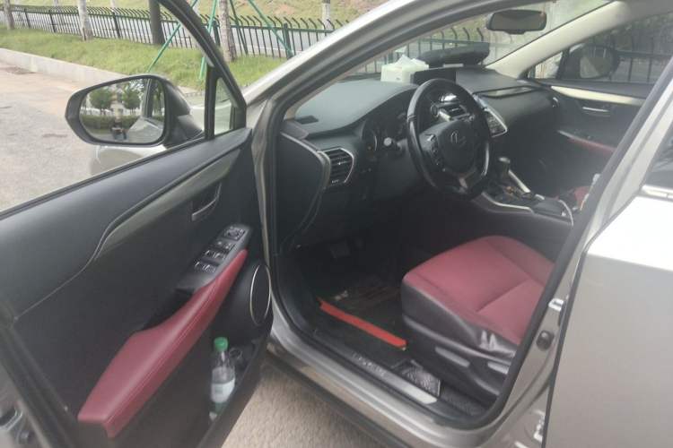 Used Lexus NX 2020 200 Front-Wheel Drive Freeline Edition China VI Standard Driver Seat
