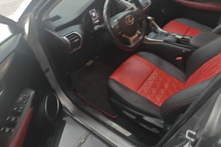 Used Lexus NX 2020 200 Front-Wheel Drive Freeline Edition China VI Standard Driver Seat
