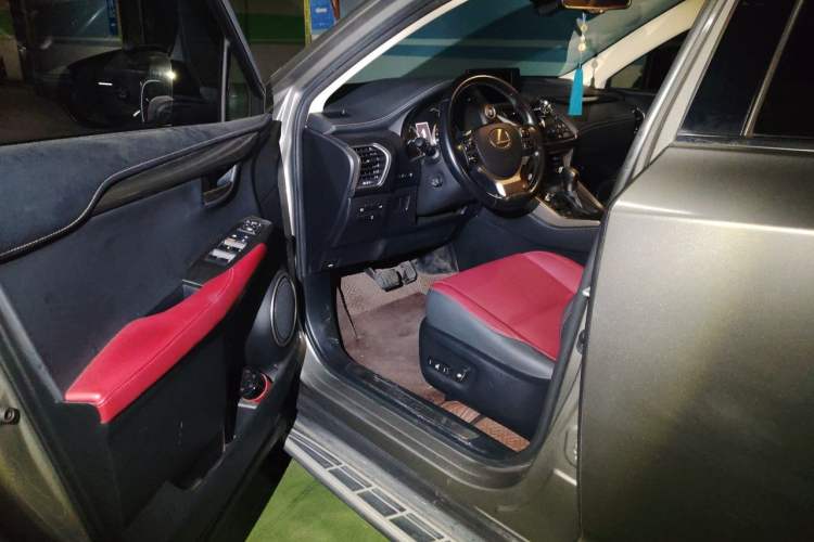Used Lexus NX 2020 200 All-Wheel Drive Fēngshàng Version China VI Standard Driver Seat