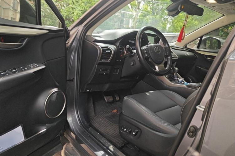 Used Lexus NX 2020 200 All-Wheel Drive Fēngshàng Version China VI Standard Driver Seat
