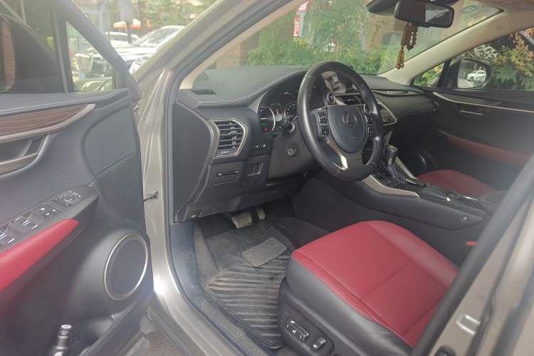 Used Lexus NX 2020 300h All-Wheel Drive FENGZHI Version China VI Standard Driver Seat