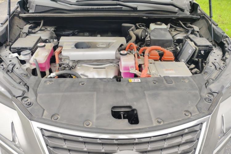 Used Lexus NX 2020 300h Front-Drive Fēngyuè Version China VI Standard Engine Bay