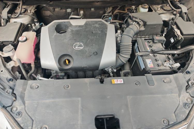 Used Lexus NX 2020 200 All-Wheel Drive Fēngshàng Version China VI Standard Engine Bay