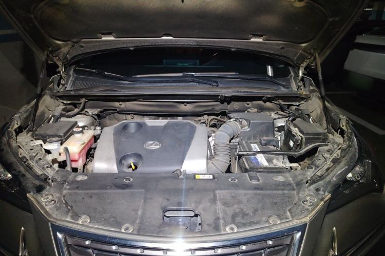 Used Lexus NX 2020 200 All-Wheel Drive Fēngshàng Version China VI Standard Engine Bay