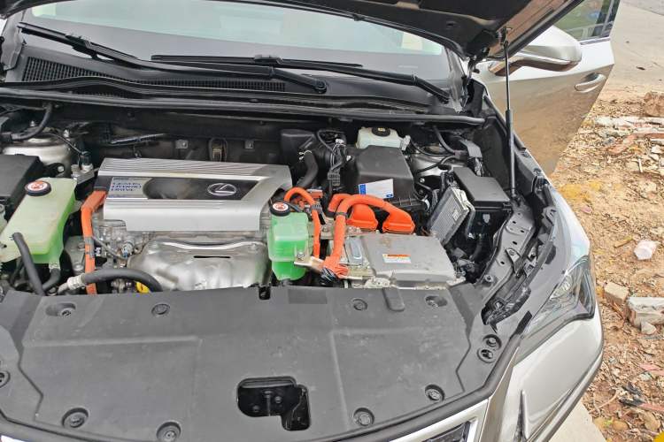 Used Lexus NX 2020 300h Front-Drive FENGSHANG Version China VI Standard Engine Bay Left