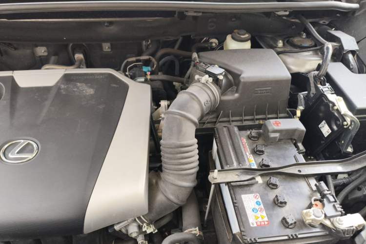 Used Lexus NX 2020 200 Front-Wheel Drive Freeline Edition China VI Standard Engine Bay Left