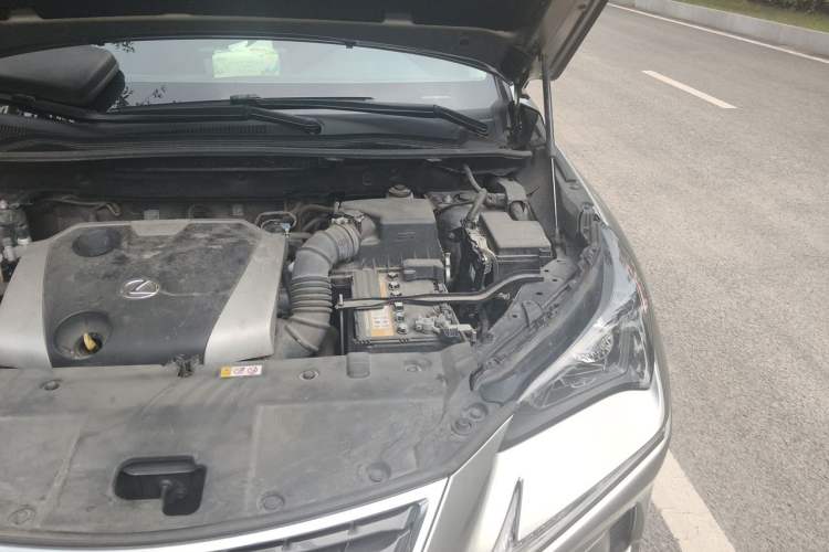 Used Lexus NX 2020 200 Front-Wheel Drive Freeline Edition China VI Standard Engine Bay Left