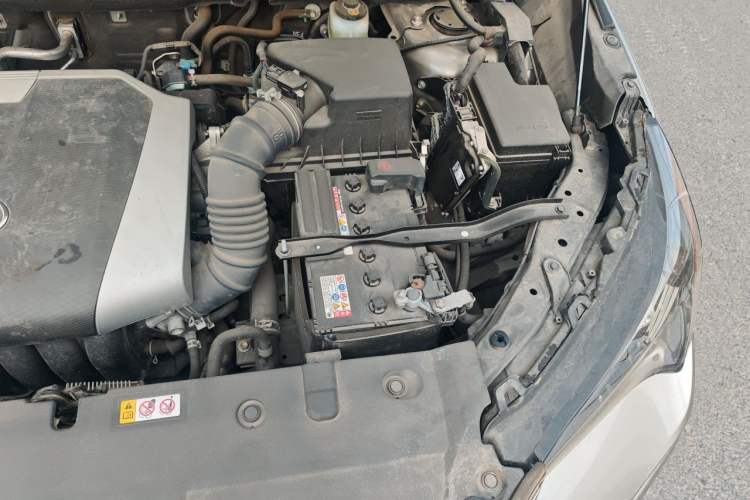 Used Lexus NX 2020 200 All-Wheel Drive Fēngshàng Version China VI Standard Engine Bay Left