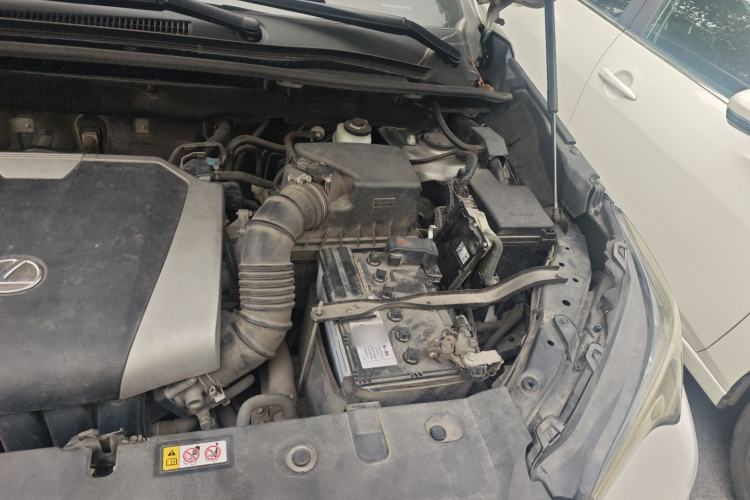 Used Lexus NX 2020 200 Front-Wheel Drive Freeline Edition China VI Standard Engine Bay Left