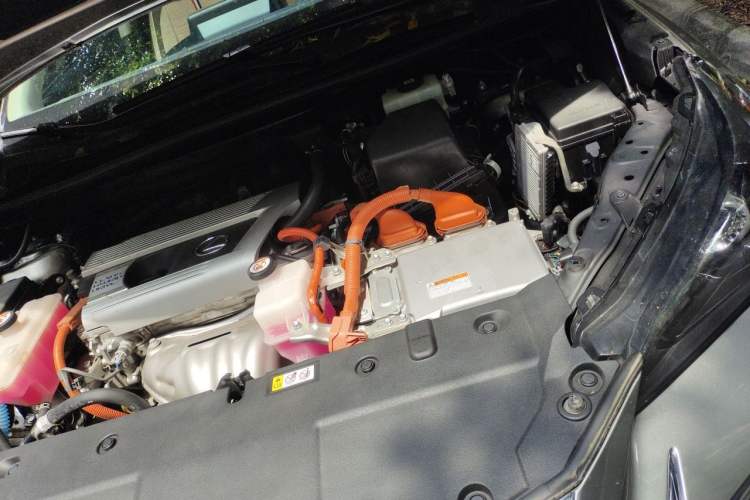 Used Lexus NX 2020 300h Front-Drive FENGSHANG Version China VI Standard Engine Bay Left