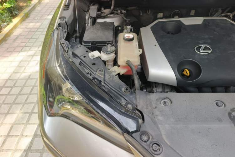 Used Lexus NX 2020 200 All-Wheel Drive Fēngshàng Version China VI Standard Engine Bay Right