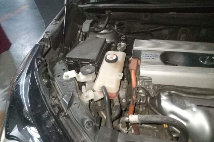 Used Lexus NX 2020 300h Front-Drive FENGSHANG Version China VI Standard Engine Bay Right