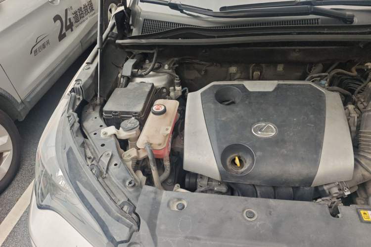 Used Lexus NX 2020 200 Front-Wheel Drive Freeline Edition China VI Standard Engine Bay Right