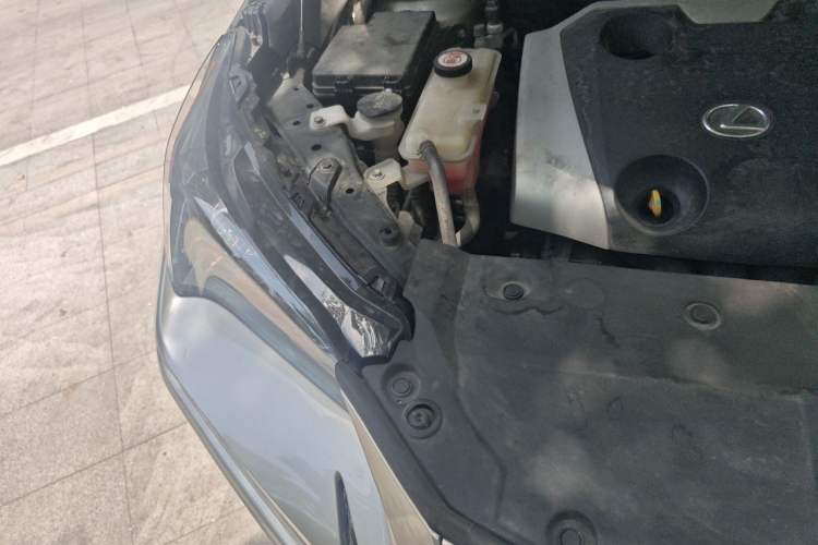 Used Lexus NX 2020 200 Front-Wheel Drive Freeline Edition China V Standard Engine Bay Right