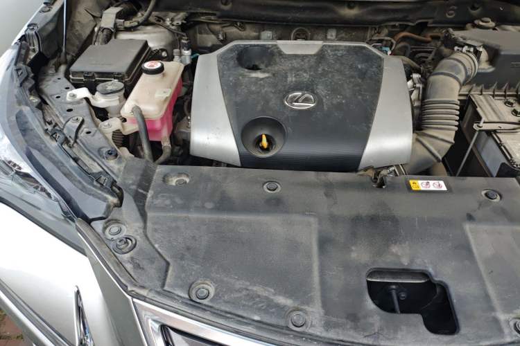 Used Lexus NX 2020 200 Front-Wheel Drive Vmotion Edition China VI Standard Engine Bay Right