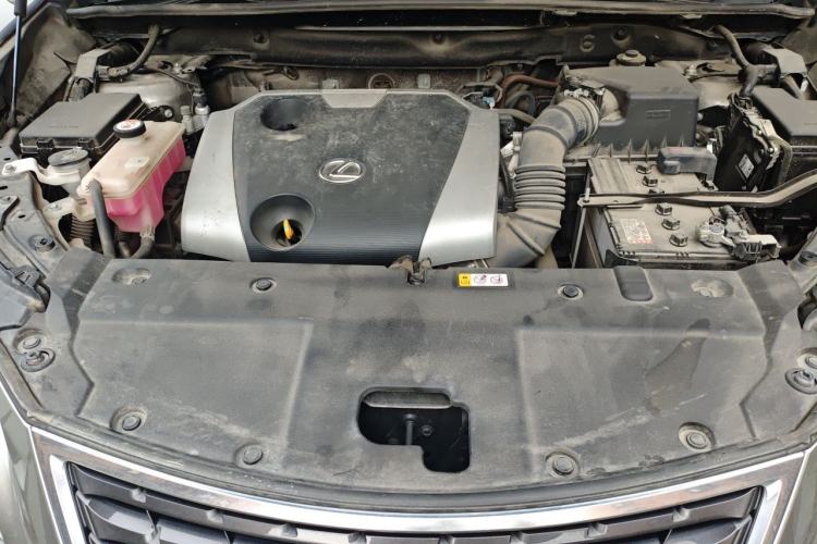 Used Lexus NX 2020 200 Front-Wheel Drive Vmotion Edition China VI Standard Engine Bay