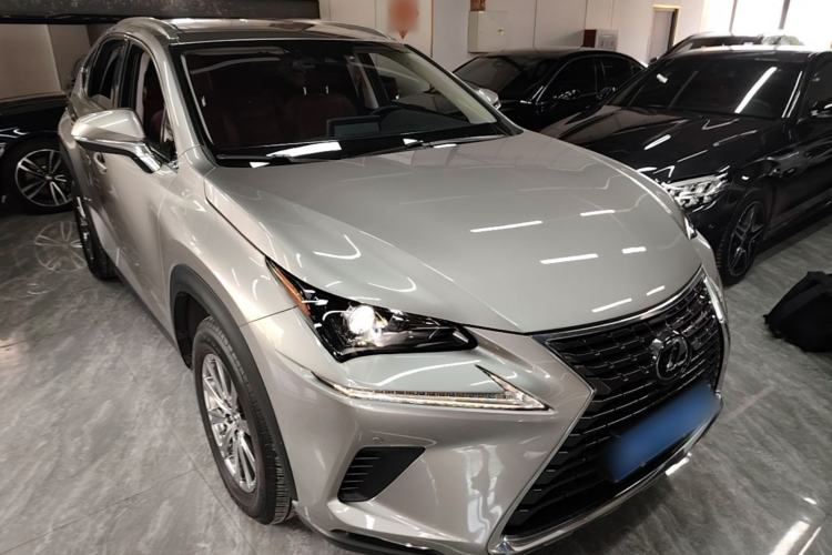 Used Lexus NX 2020 200 All-Wheel Drive Fēngshàng Version China VI Standard Front Right 45 Deg