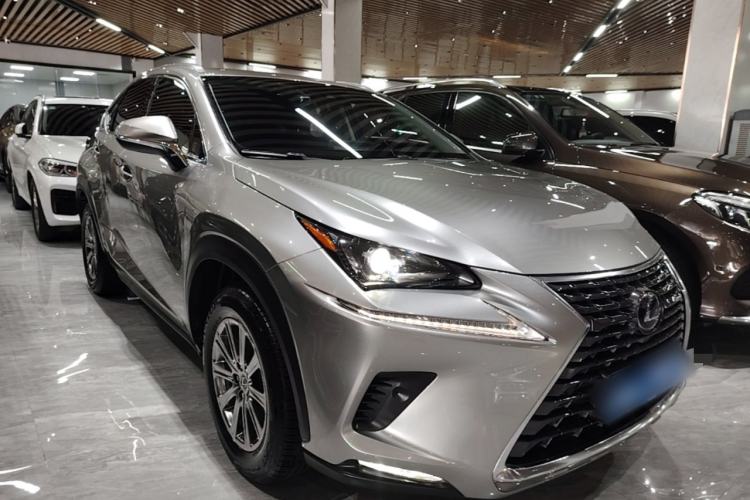 Used Lexus NX 2020 300h Front-Drive FENGSHANG Version China VI Standard Front Right 45 Deg