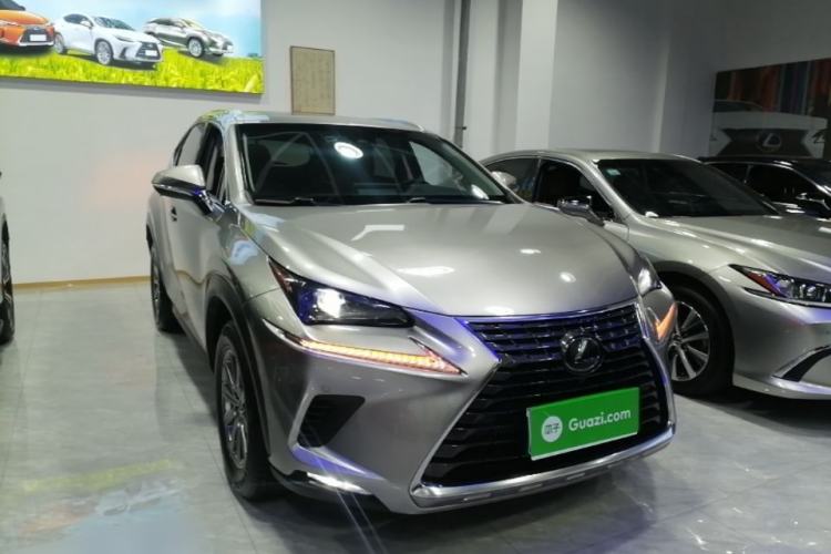 Used Lexus NX 2020 200 All-Wheel Drive Fēngshàng Version China VI Standard Front Right 45 Deg
