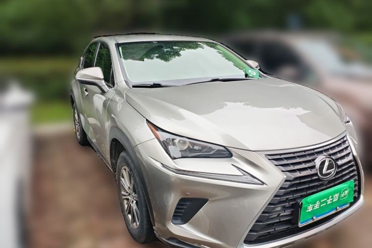 Used Lexus NX 2020 200 Front-Wheel Drive Vmotion Edition China VI Standard Front Right 45 Deg