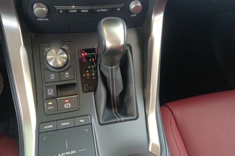 Used Lexus NX 2020 200 All-Wheel Drive Fēngshàng Version China V Standard Gear Lever
