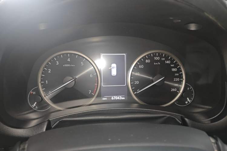 Used Lexus NX 2020 200 Front-Wheel Drive Freeline Edition China VI Standard Instrument Cluster