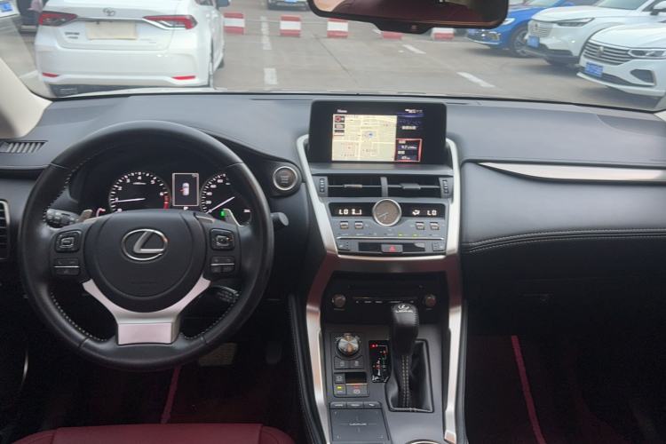 Used Lexus NX 2020 200 All-Wheel Drive Fēngshàng Version China VI Standard Interior 3