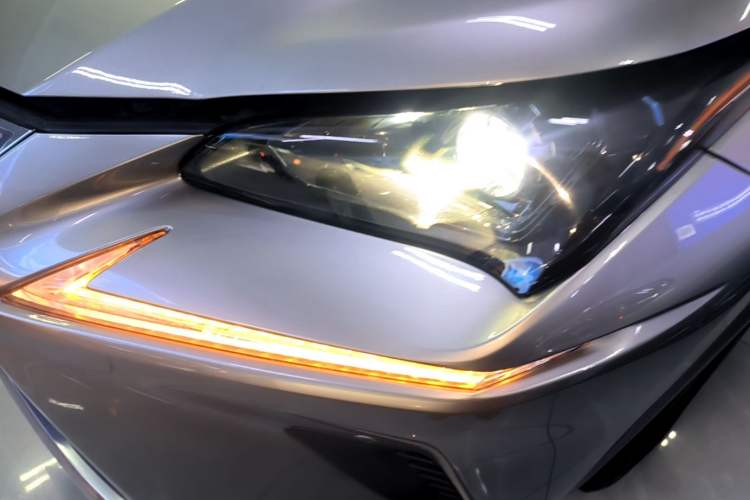 Used Lexus NX 2020 200 Front-Wheel Drive Freeline Edition China VI Standard Left Front Headlight