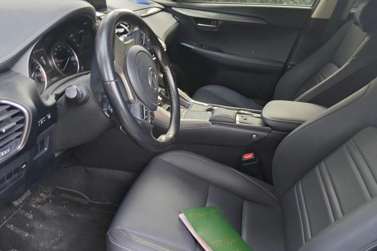 Used Lexus NX 2020 200 Front-Wheel Drive Vmotion Edition China VI Standard Left Front Seat