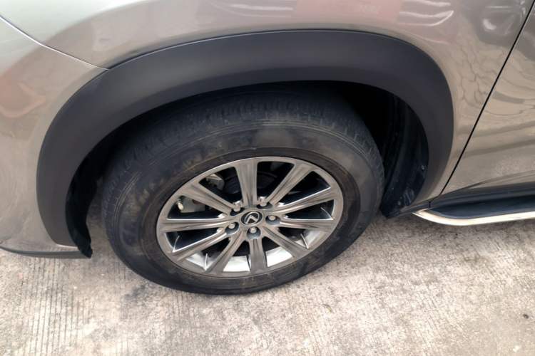 Used Lexus NX 2020 200 Front-Wheel Drive Freeline Edition China VI Standard Left Front Wheel Hub