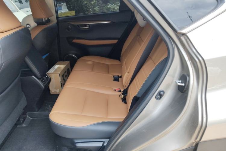 Used Lexus NX 2020 200 Front-Wheel Drive Vmotion Edition China VI Standard Left Rear Seat