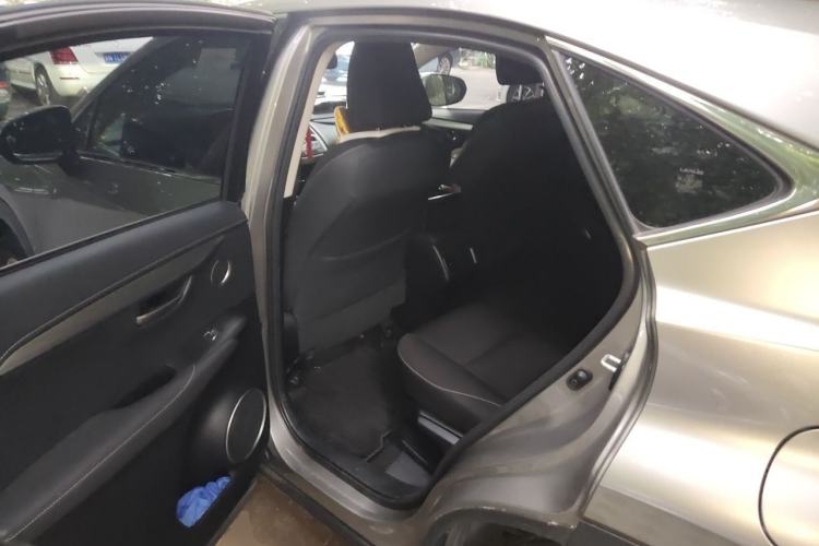 Used Lexus NX 2020 200 Front-Wheel Drive Freeline Edition China VI Standard Left Rear Seat