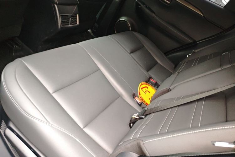 Used Lexus NX 2020 200 Front-Wheel Drive Vmotion Edition China VI Standard Left Rear Seat