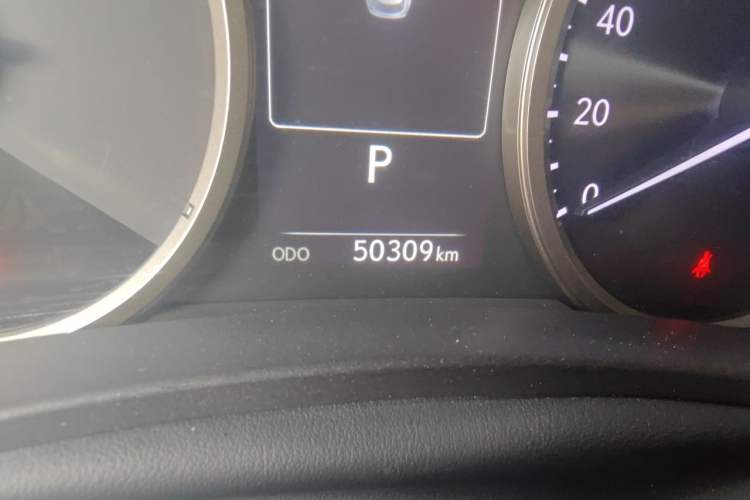 Used Lexus NX 2020 300h All-Wheel Drive FENGZHI Version China VI Standard Odometer Close Up