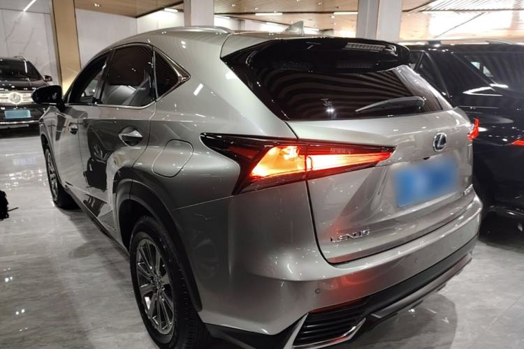 Used Lexus NX 2020 300h Front-Drive FENGSHANG Version China VI Standard Rear Left 45 Deg