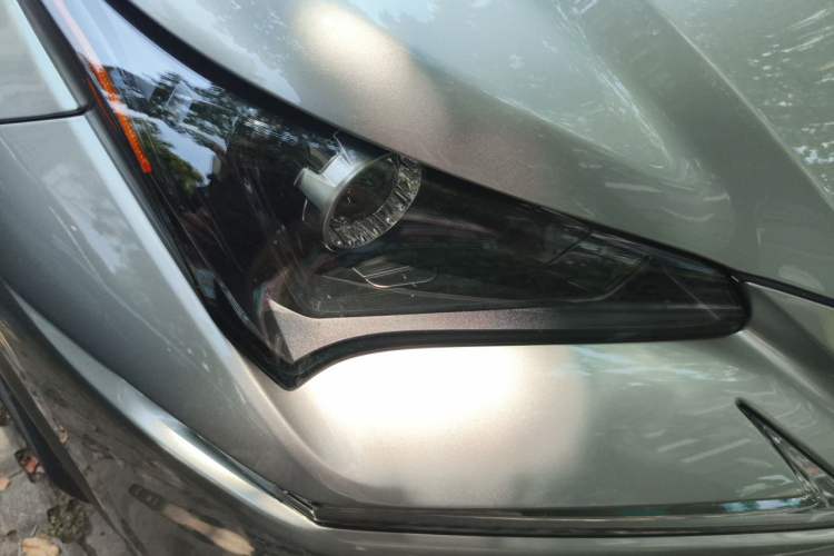 Used Lexus NX 2020 200 Front-Wheel Drive Freeline Edition China VI Standard Right Front Headlight