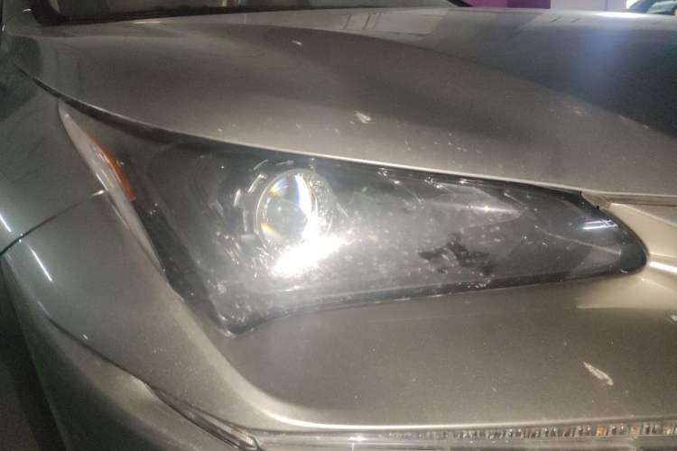 Used Lexus NX 2020 300h Front-Drive FENGSHANG Version China VI Standard Right Front Headlight