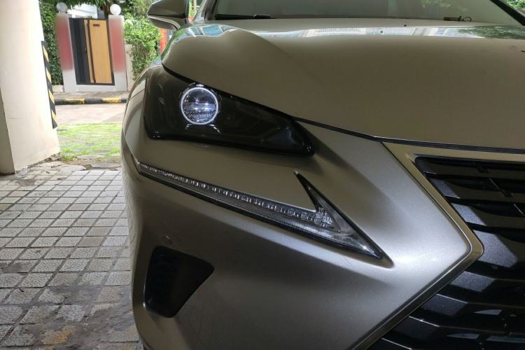Used Lexus NX 2020 200 Front-Wheel Drive Freeline Edition China VI Standard Right Front Headlight