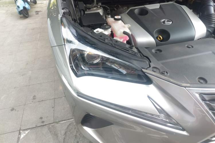 Used Lexus NX 2020 200 Front-Wheel Drive Freeline Edition China VI Standard Right Front Headlight