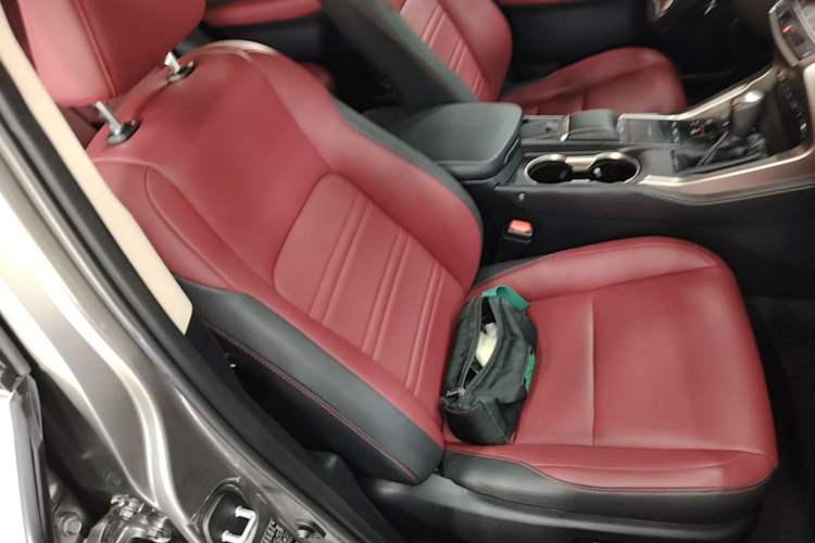 Used Lexus NX 2020 200 All-Wheel Drive Fēngshàng Version China VI Standard Right Front Seat
