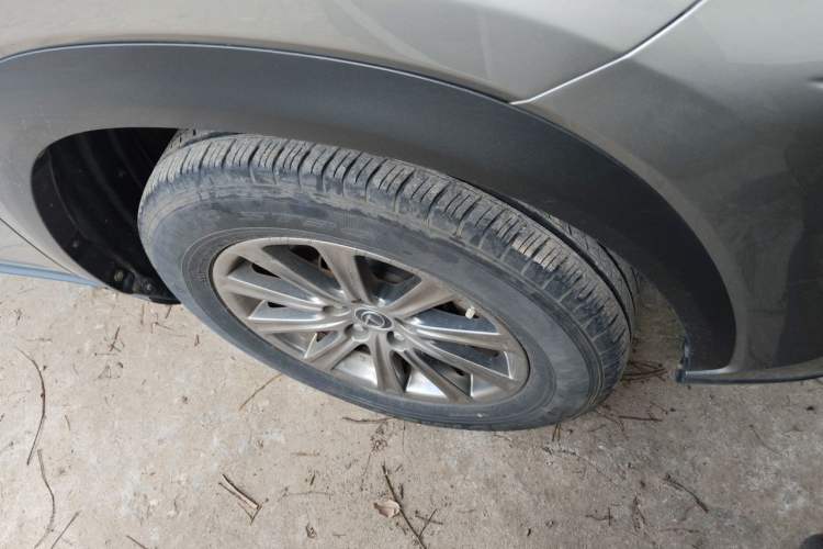 Used Lexus NX 2020 200 Front-Wheel Drive Vmotion Edition China VI Standard Right Front Wheel Hub