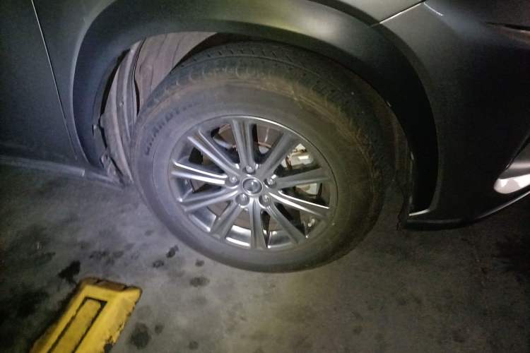 Used Lexus NX 2020 300 Front-Wheel-Drive Frenza Edition China V Standard Right Front Wheel Hub