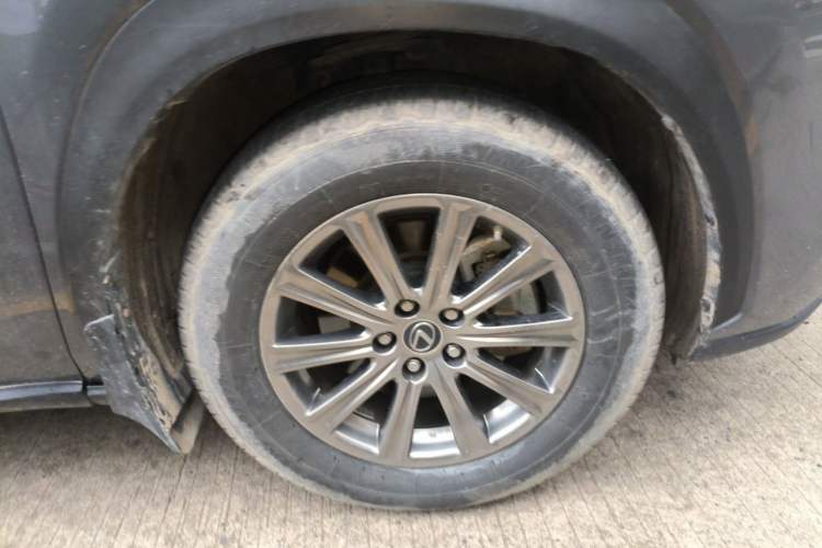 Used Lexus NX 2020 300h Front-Drive FENGSHANG Version China VI Standard Right Front Wheel Hub