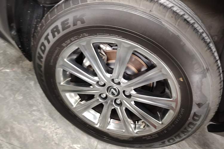 Used Lexus NX 2020 200 All-Wheel Drive Fēngshàng Version China VI Standard Right Rear Wheel Hub