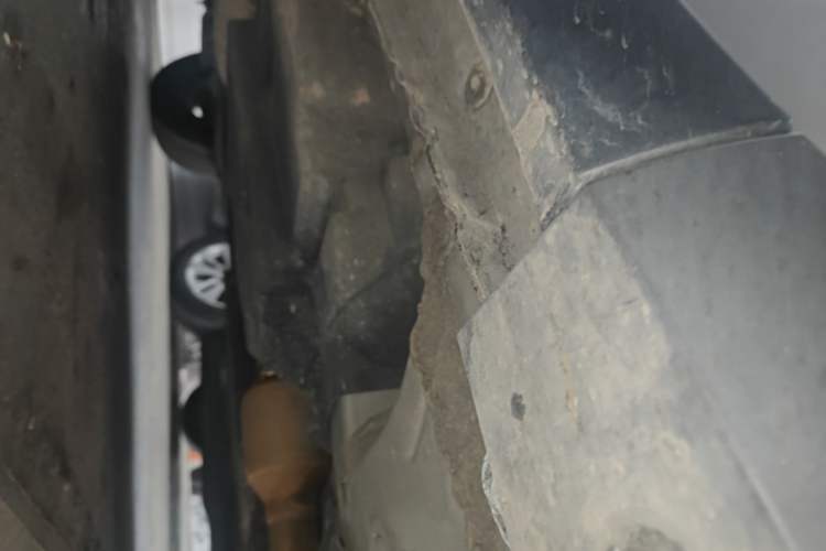 Used Lexus NX 2020 200 Front-Wheel Drive Freeline Edition China VI Standard Right Side Sill